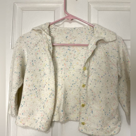 Girls Beautiful Vintage Sweater - Picture 1 of 3